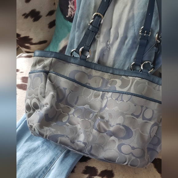 Light Blue Coach Purse - Picture 11 of 11